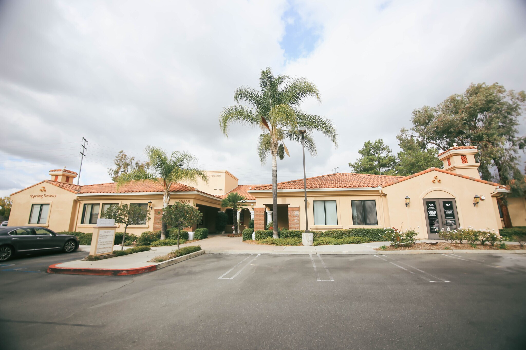 29839 Santa Margarita Pky, Rancho Santa Margarita, CA à louer Photo principale– Image 1 sur 14