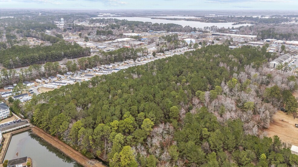 2815 Neuse Blvd, New Bern, NC à vendre - Photo de l’immeuble – Image 3 sur 15