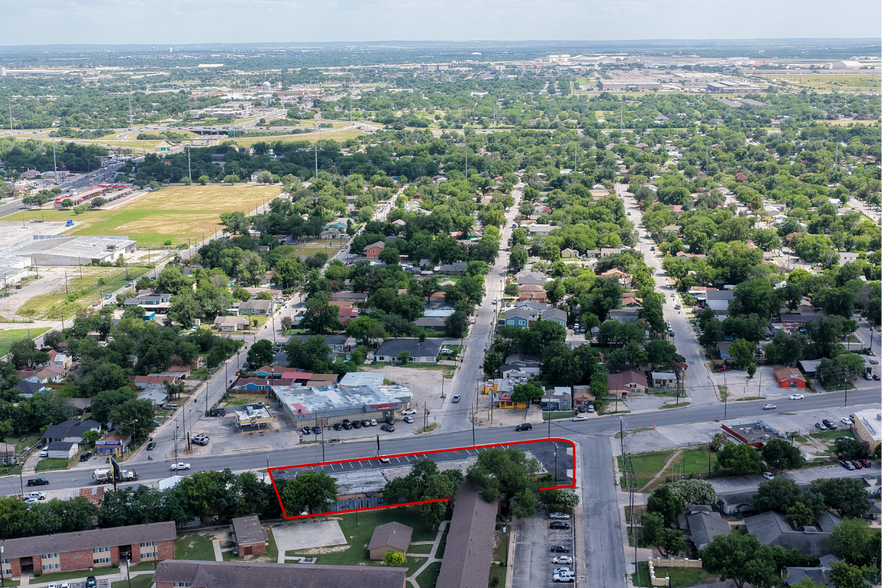 1307-1407 Castroville Rd, San Antonio, TX à louer - Photo de l’immeuble – Image 3 sur 5