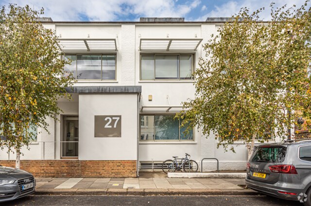 27 Ackmar Rd, Londres à louer - Photo de l’immeuble – Image 3 sur 3