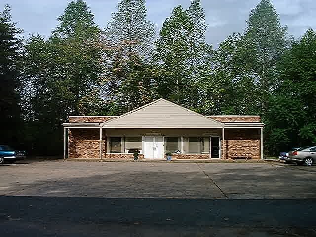 628 Country Green Ln, Charlottesville, VA à vendre - Photo principale – Image 1 sur 2
