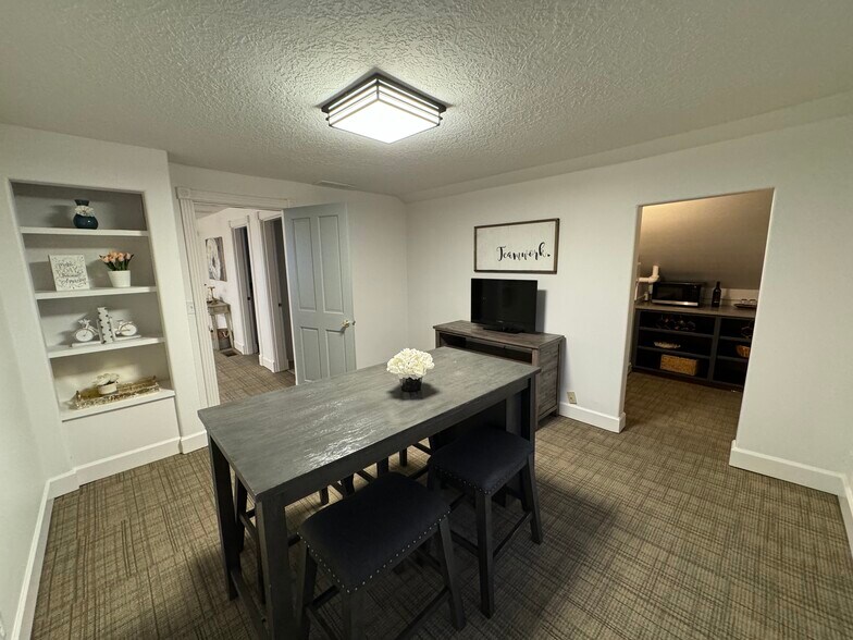1415 Commercial St SE, Salem, OR à vendre - Photo de l’immeuble – Image 2 sur 11