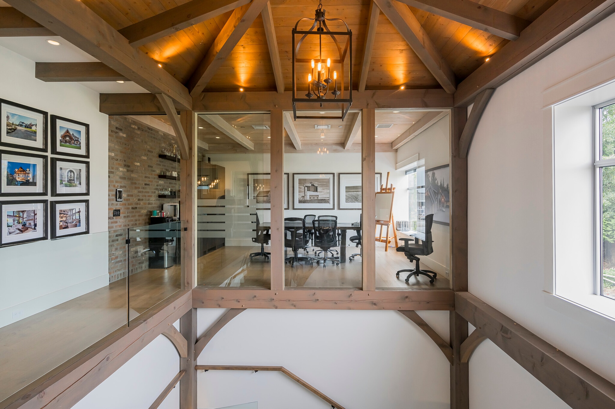 6039 196 St, Surrey, BC à louer Photo intérieure– Image 1 sur 27