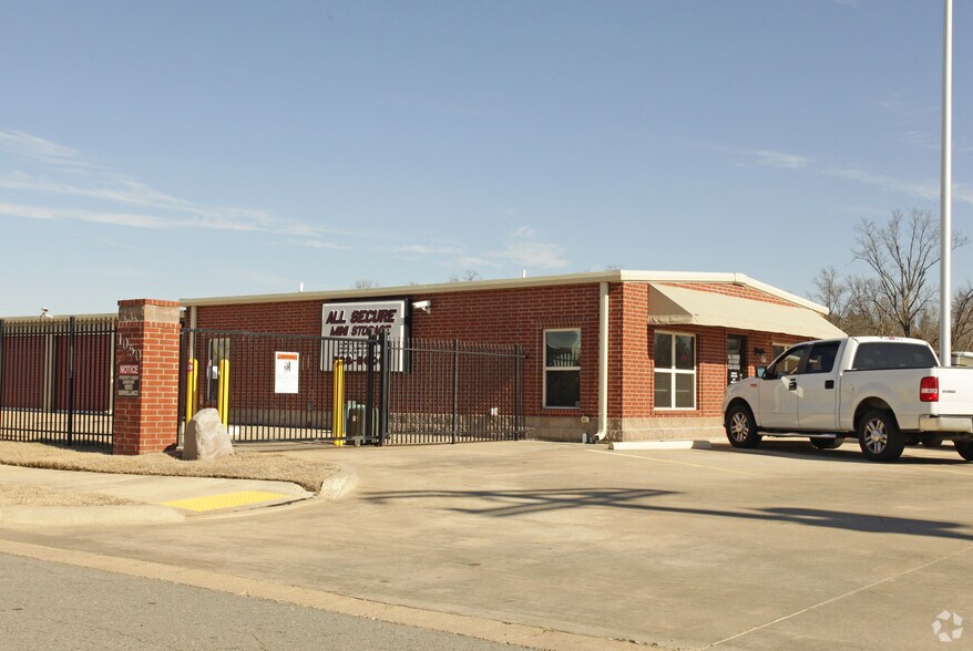 1050 John Mason Dr, Conway, AR à louer - Photo principale – Image 1 sur 9