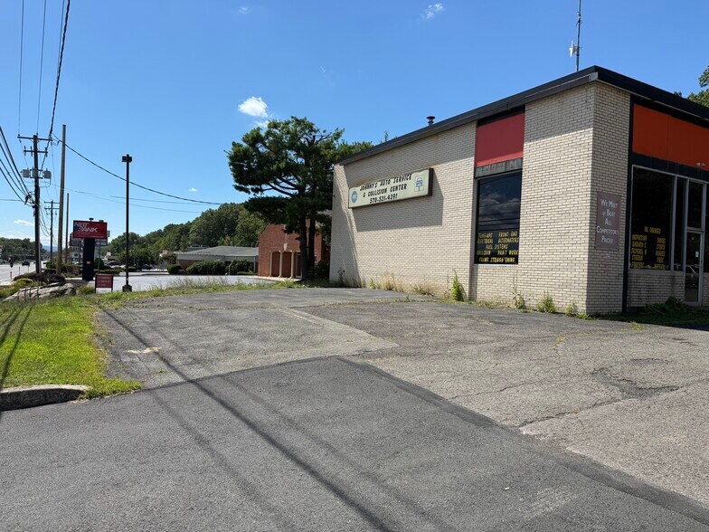 691 Scranton Carbondale Hwy, Eynon, PA à vendre - Photo de l’immeuble – Image 3 sur 9