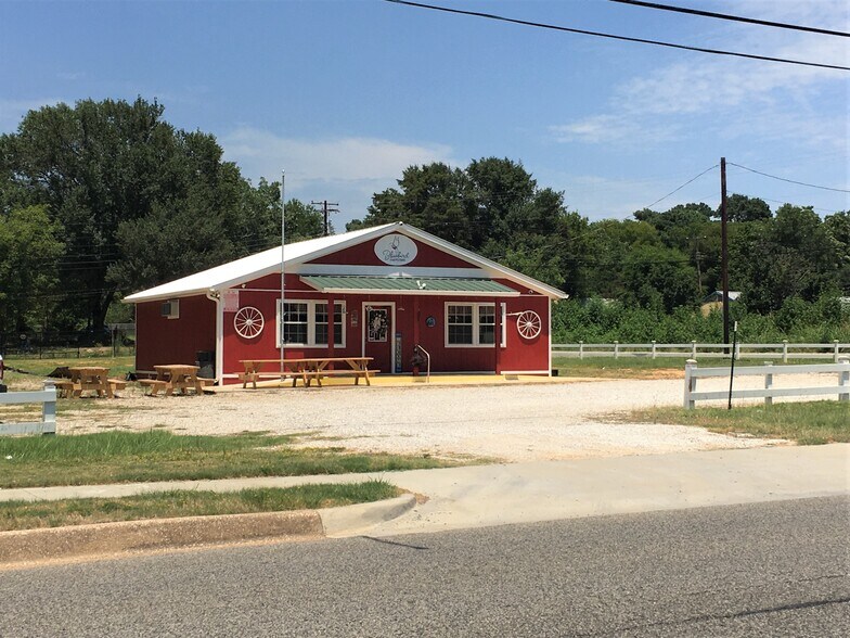 11968 State Highway 64 W, Tyler, TX à louer - Photo principale – Image 1 sur 14