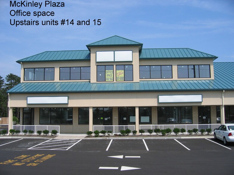 100 McKinley Ave, Manahawkin, NJ à louer - Photo de l’immeuble – Image 2 sur 3