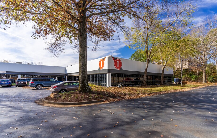 1000 Holcomb Woods Pky, Roswell, GA à louer - Photo de l’immeuble – Image 2 sur 15