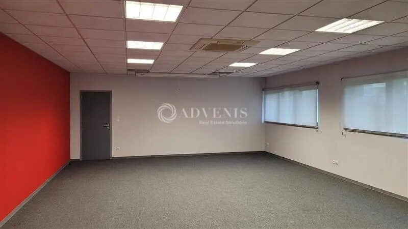 Local d’activités dans Sainte-Luce-sur-Loire à louer - Photo intérieure – Image 3 sur 9