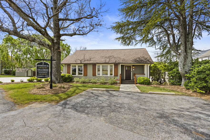 7 Henderson Rd, Greenville, SC à vendre - Photo de l’immeuble – Image 1 sur 23
