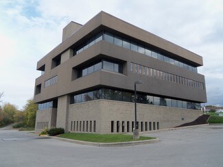Plus de détails pour 2020 Riverside Dr, Allouez, WI - Bureau à louer