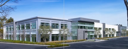375 W Trimble Rd, San Jose, CA à louer Photo de l’immeuble– Image 1 sur 1