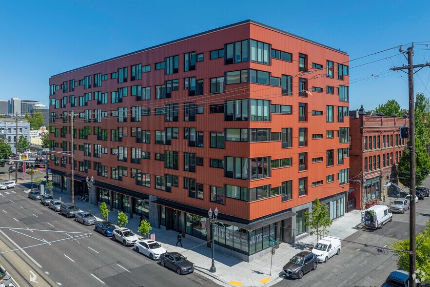 550 SE Martin Luther King Jr Blvd, Portland, OR à louer - Photo principale – Image 1 sur 34