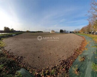 Plus de détails pour Local d'activités à louer