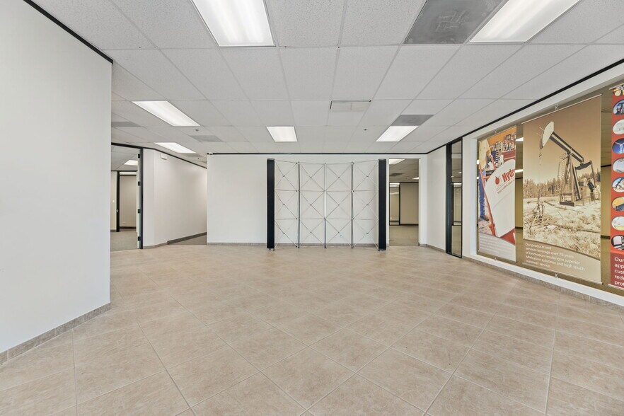 12920 Senlac Dr, Farmers Branch, TX à louer - Photo intérieure – Image 2 sur 16