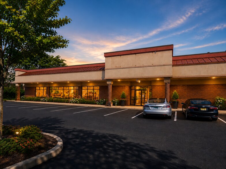 59 N Main St, Bristol, CT à louer - Photo de l’immeuble – Image 1 sur 4