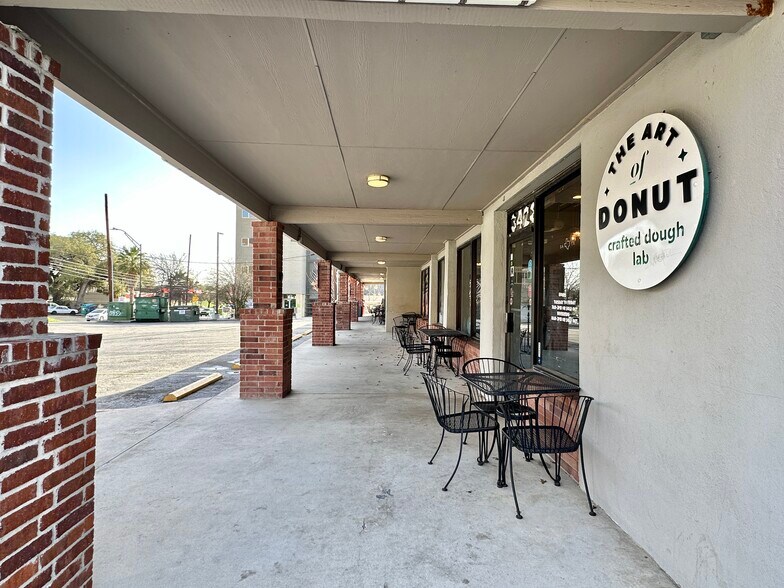 3420-3440 N Saint Marys St, San Antonio, TX à vendre - Photo de l’immeuble – Image 3 sur 27