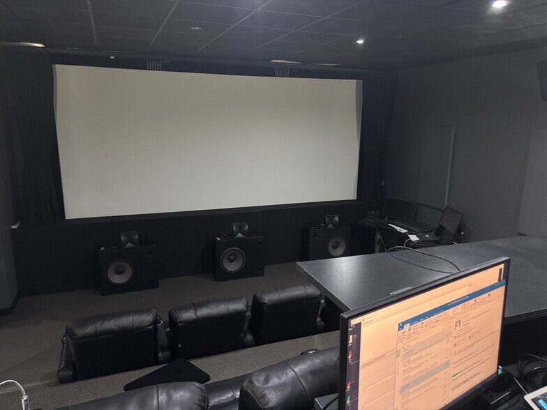 10960 Ventura Blvd, Studio City, CA à louer - Photo de l’immeuble – Image 3 sur 26