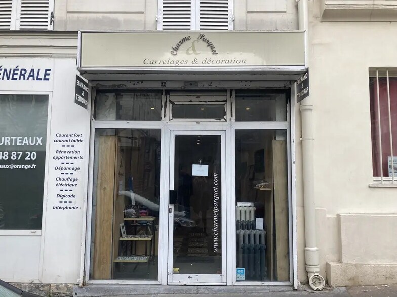 100 Rue Truffaut, Paris à vendre - Photo de l’immeuble – Image 1 sur 1