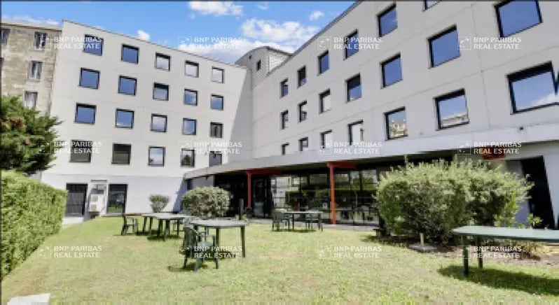 Bureau dans Lyon à louer - Photo de l’immeuble – Image 2 sur 4