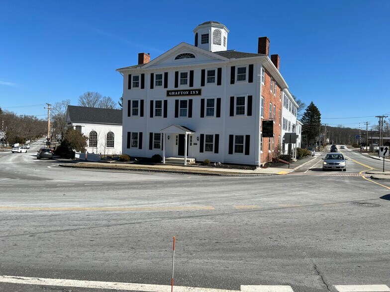 25 Grafton, Grafton, MA à vendre - Photo de l’immeuble – Image 1 sur 34