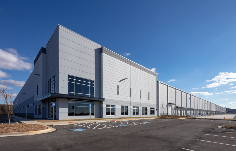 962 Union Grove Rd SE, Calhoun, GA à louer - Photo de l’immeuble – Image 1 sur 7