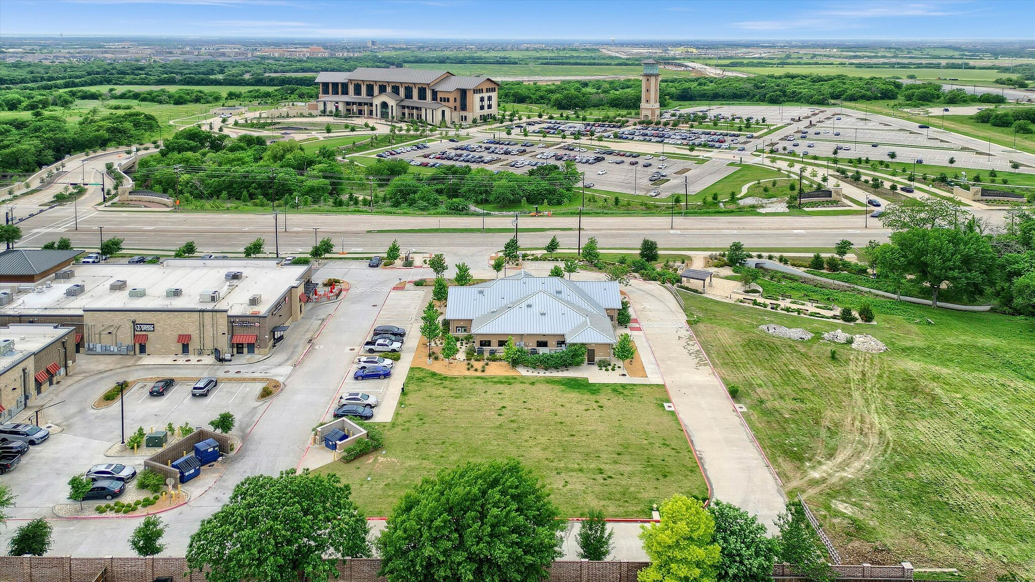 13090 Preston Rd, Frisco, TX à vendre Photo principale– Image 1 sur 21