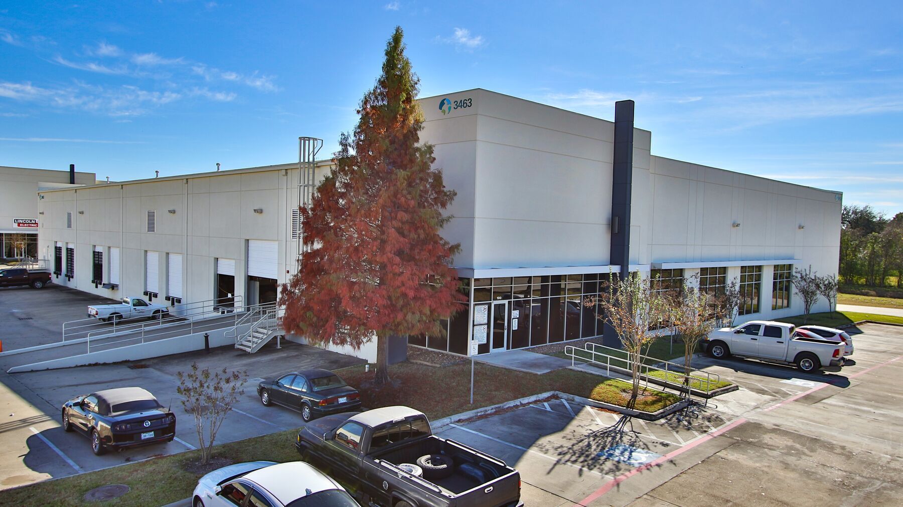 3423 N Sam Houston Pky W, Houston, TX à louer Photo principale– Image 1 sur 7