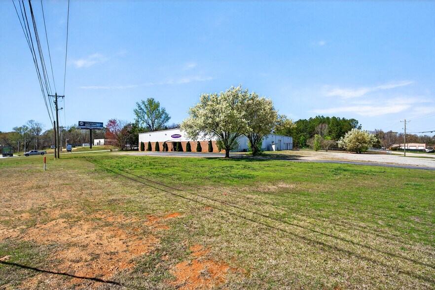 1095 Southport Rd, Spartanburg, SC à vendre - Photo de l’immeuble – Image 3 sur 39