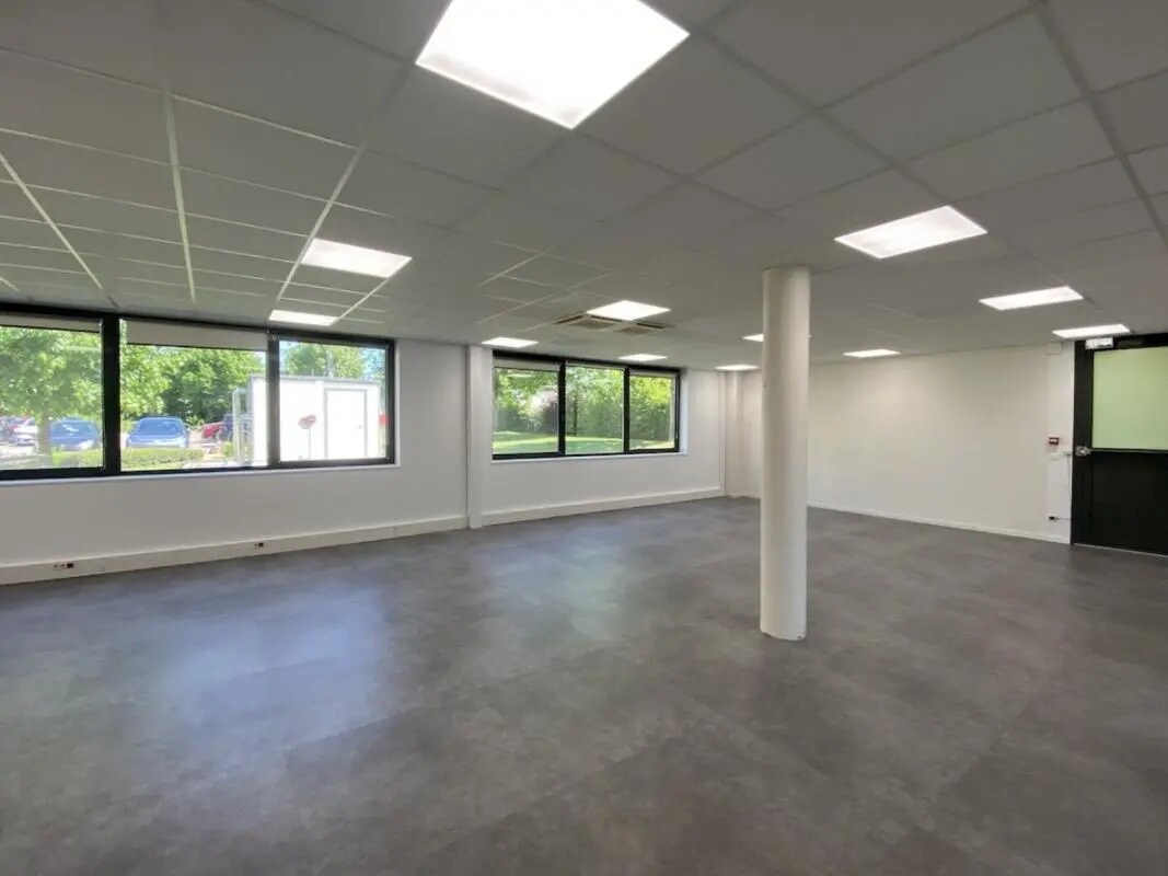 Bureau dans Bois-Guillaume à louer Photo intérieure– Image 1 sur 6