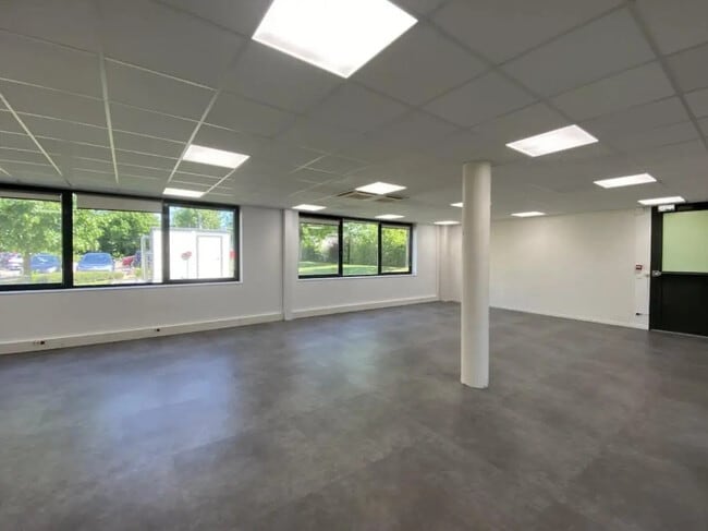 Plus de détails pour Bureau à louer