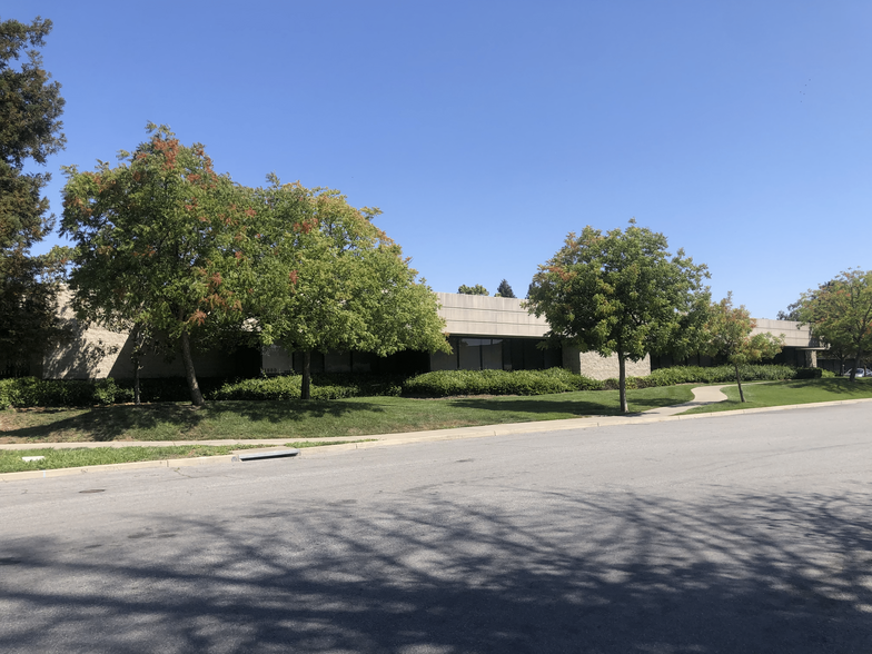 1000 Apollo Way, Santa Rosa, CA à louer - Photo de l’immeuble – Image 2 sur 7