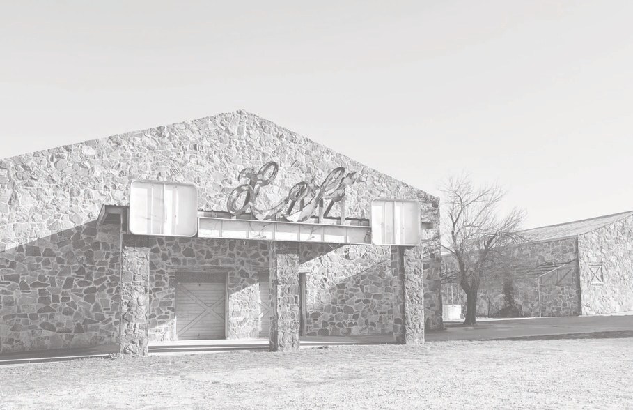 207 E Park St, Fredericksburg, TX à vendre - Photo de l’immeuble – Image 2 sur 7