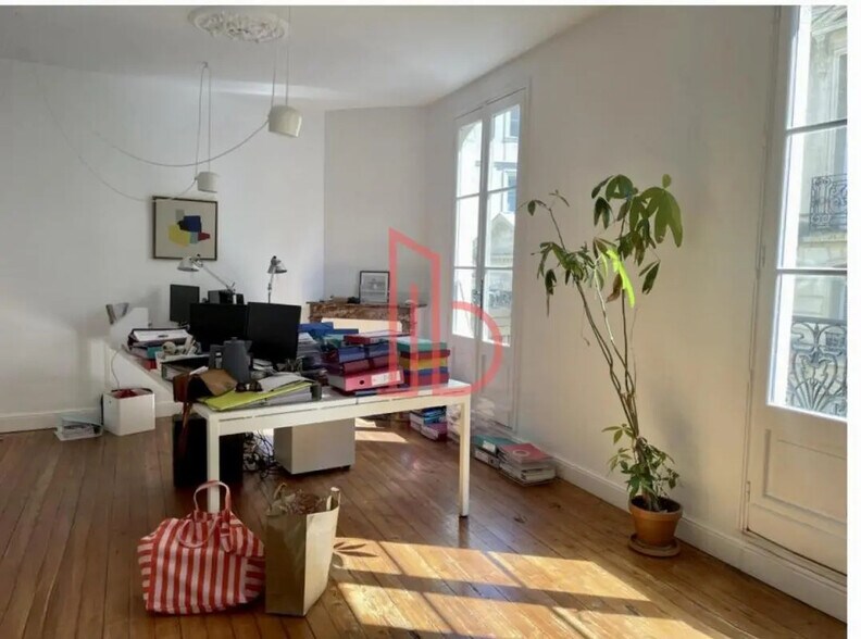 Bureau dans Bordeaux à louer - Photo de l’immeuble – Image 2 sur 6