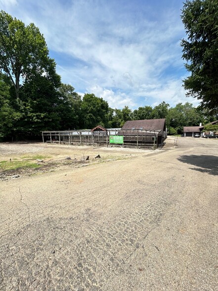 1810 Columbus Rd, Granville, OH à louer - Photo de l’immeuble – Image 3 sur 15