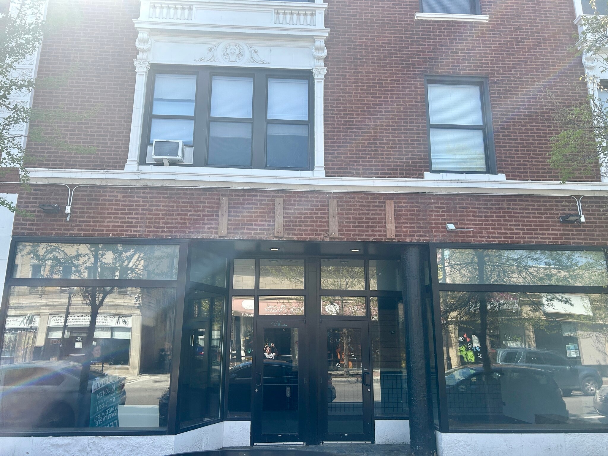 1615-1637 W Howard St, Chicago, IL à louer Photo de l’immeuble– Image 1 sur 5