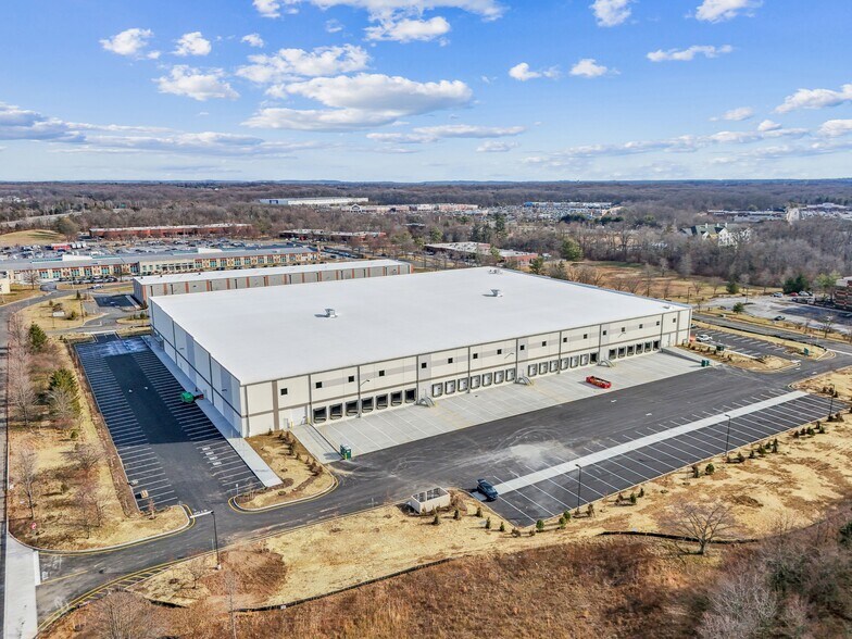 600 Horizon Dr, Hamilton, NJ à louer - Photo de l’immeuble – Image 1 sur 13
