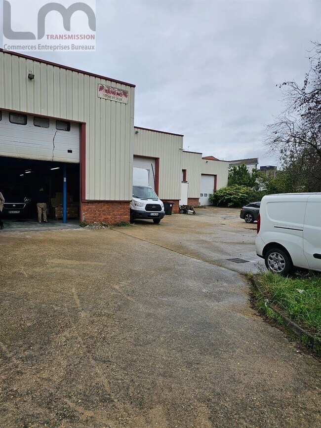 Plus de détails pour Industriel/Logistique à vendre