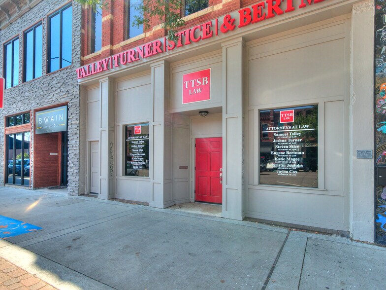 219 E Main St, Norman, OK à vendre - Photo de l’immeuble – Image 1 sur 10