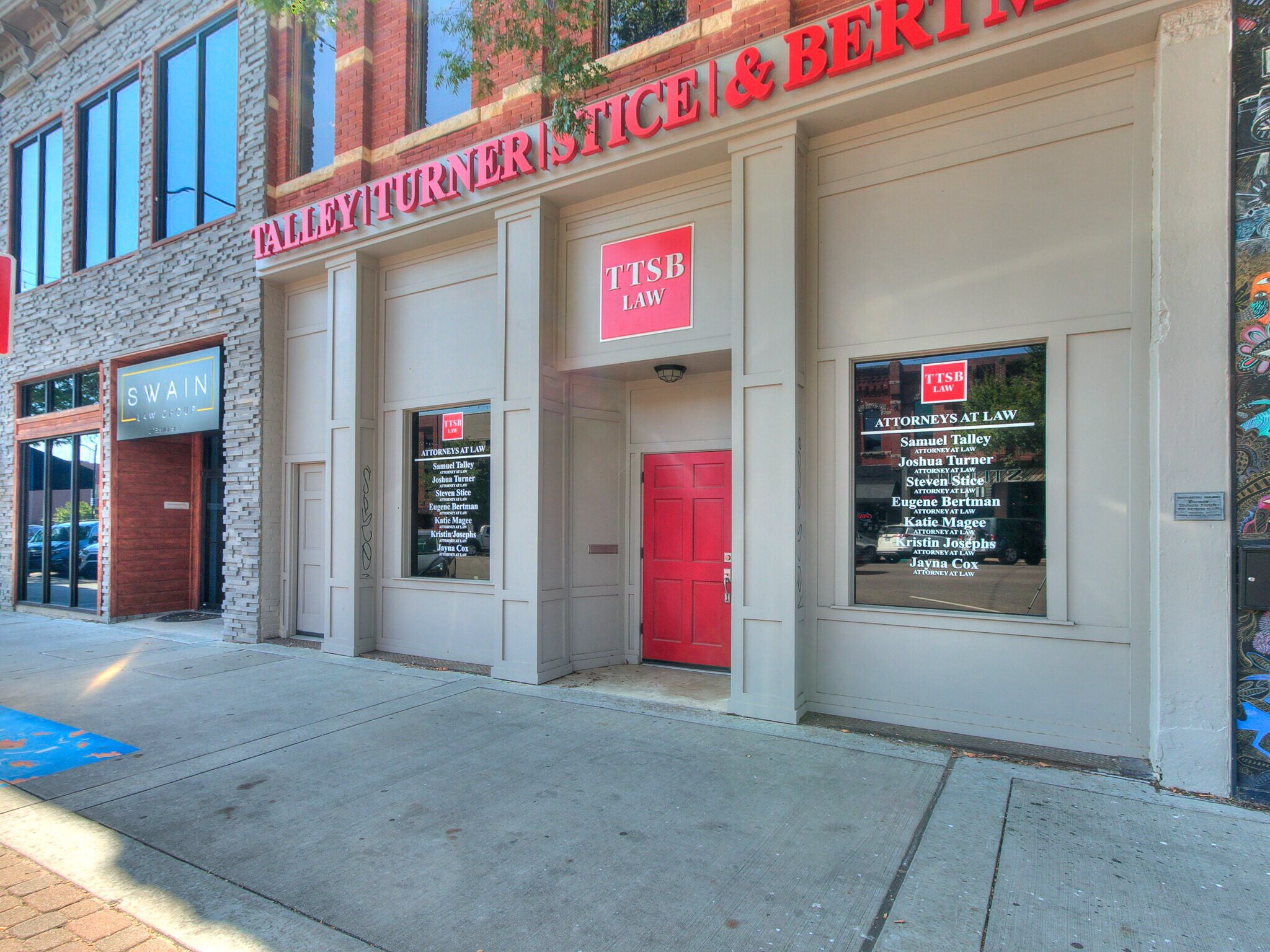 219 E Main St, Norman, OK à vendre Photo de l’immeuble– Image 1 sur 11