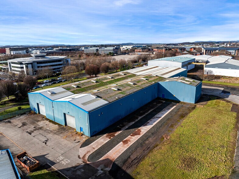 24 South Gyle Cres, Edinburgh à louer - Photo de l’immeuble – Image 3 sur 6