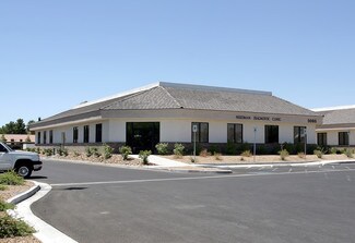 Plus de détails pour 3085 E Russell Rd, Las Vegas, NV - Bureau à louer