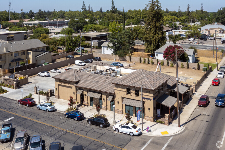 217 N School St, Lodi, CA à louer - Aérien – Image 3 sur 4