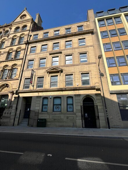 55 Well St, Bradford à louer - Photo de l’immeuble – Image 3 sur 11
