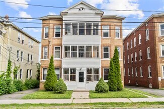 Plus de détails pour 259 Grove St, New Britain, CT - Logement à vendre