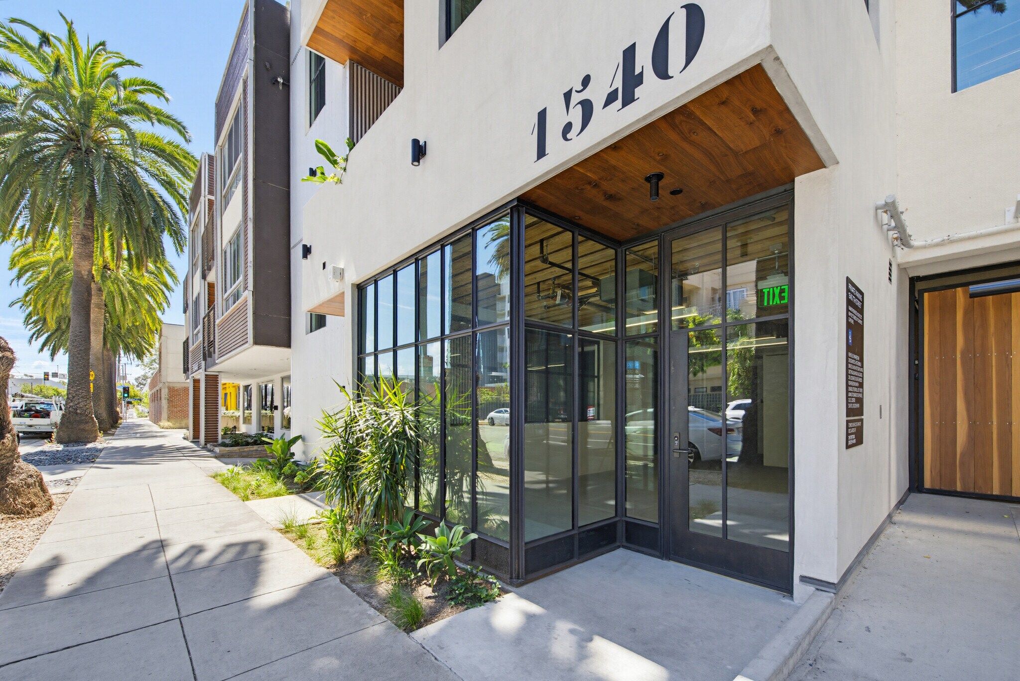 1540 7th St, Santa Monica, CA à louer Photo de l’immeuble– Image 1 sur 18