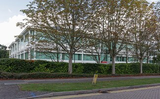 Plus de détails pour 800 Pavilion Dr, Northampton - Bureau à vendre
