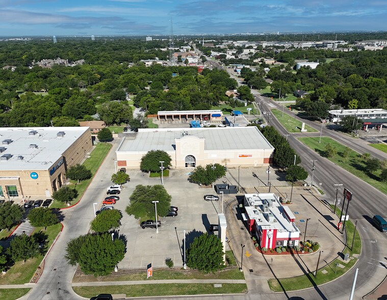 747 NE Loop 820, Hurst, TX à vendre - Photo de l’immeuble – Image 1 sur 6