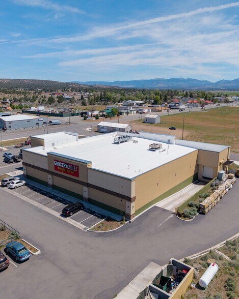 603 W 12th St, Alturas, CA à vendre - Photo de l’immeuble – Image 2 sur 2