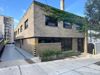 Plus de détails pour 150 Fountain St, Grand Rapids, MI - Bureau à vendre